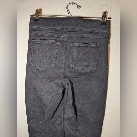 Spanx pull-on vintage distressed ankle skinny jeans in vintage black - Picture 9 of 14